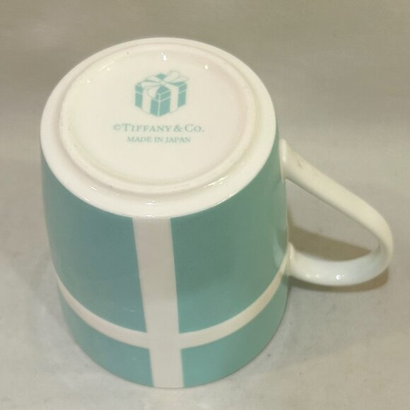 Tiffany and Co. Mug Cup Blue with Embossed Bow White Ribbon - Picture 6 of 7